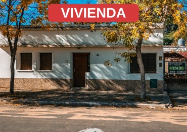  Casa + Departamento en Venta en Victorica | Excelente Ubicacion y Potencial de Renta